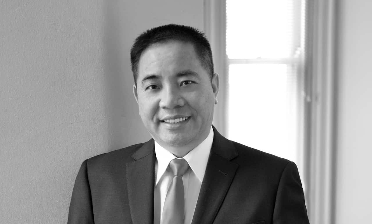 Jerry Zhu诸立军是墨尔本君安地产的负责人、持牌房地产经纪人。