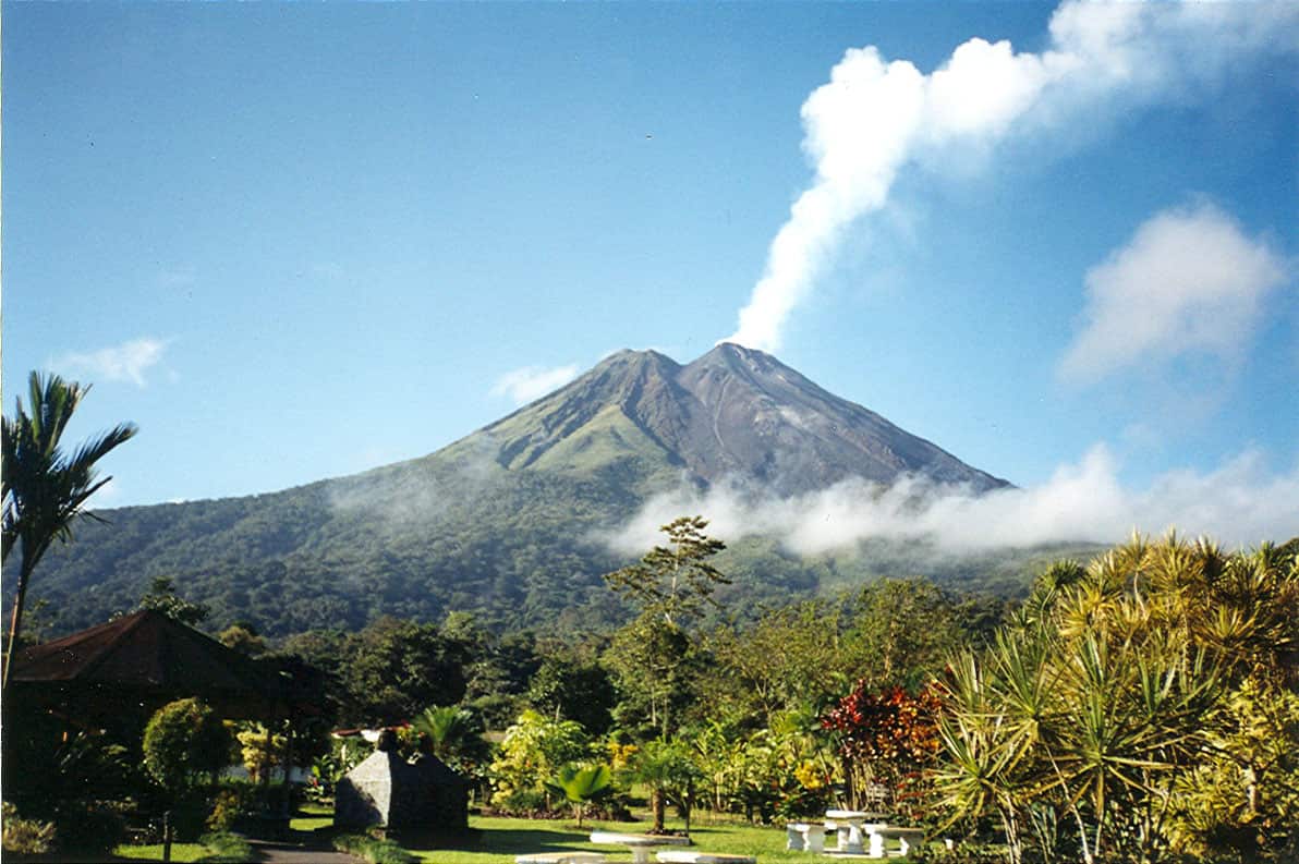 Volcanoes and mountains in costa rica 