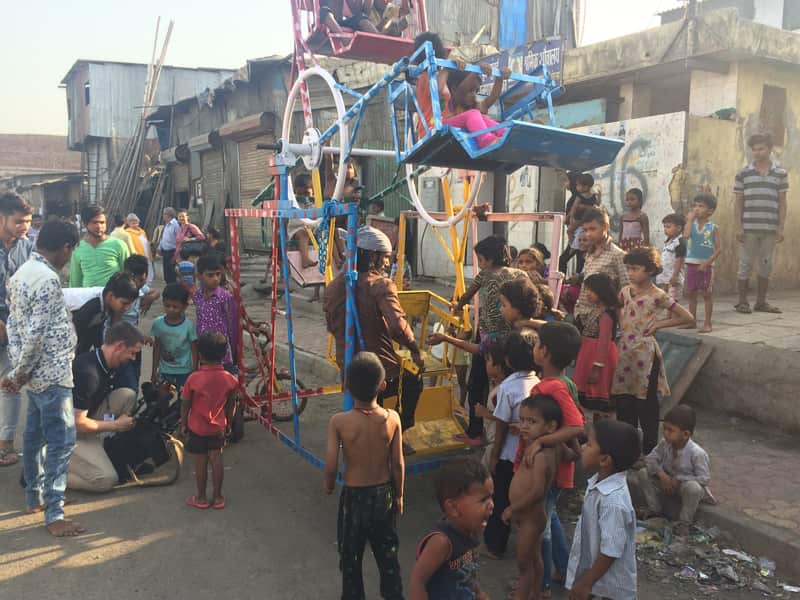 Children play in the Shivaji Nagar slum