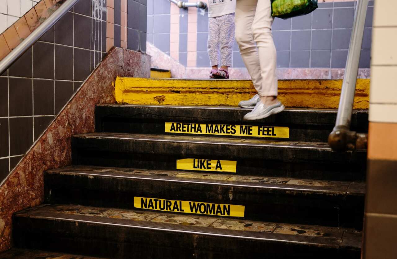 A tribute to US singer Aretha Franklin in the Franklin station in Manhattan, New York, New York, USA