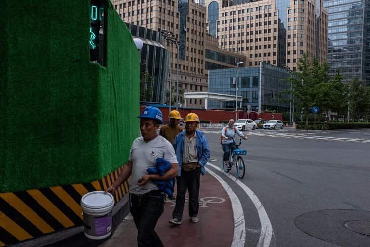 China’s Economic Growth Slows as Trade War With U.S. Deepens