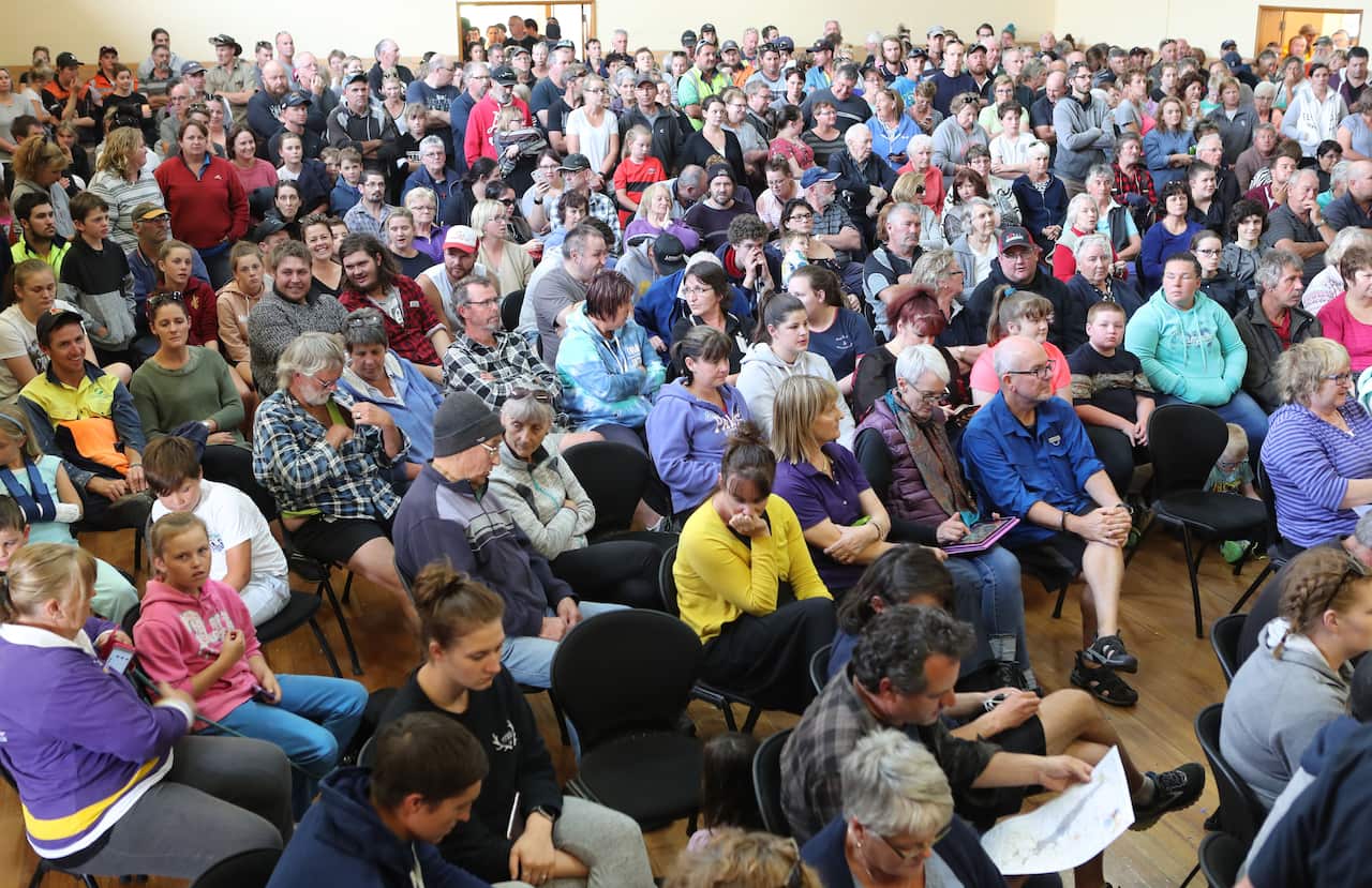 A Community meeting is held in Cobden as bushfires in Western Victoria, Sunday, March 18, 2018. 