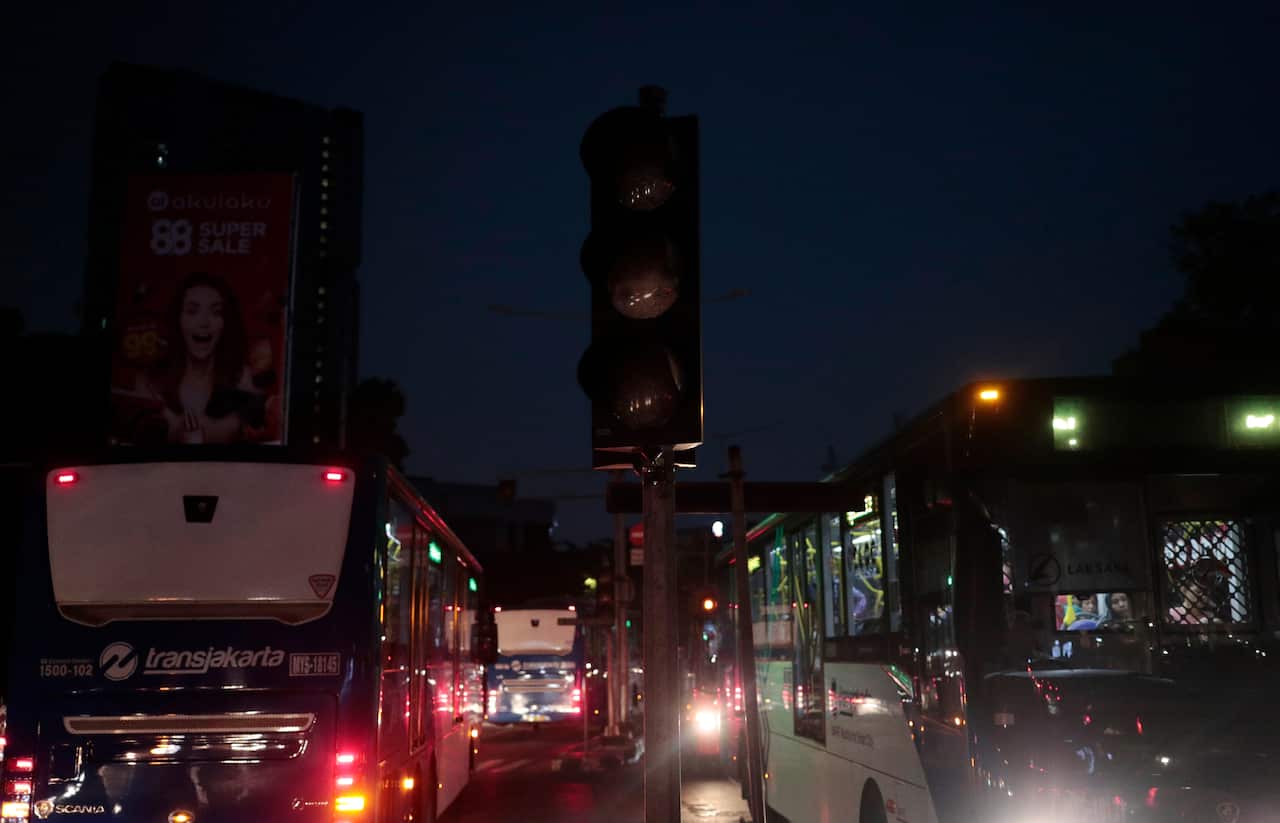 Indonesia's sprawling capital and other parts of Java island have been hit by a massive power outage affecting millions of people. 