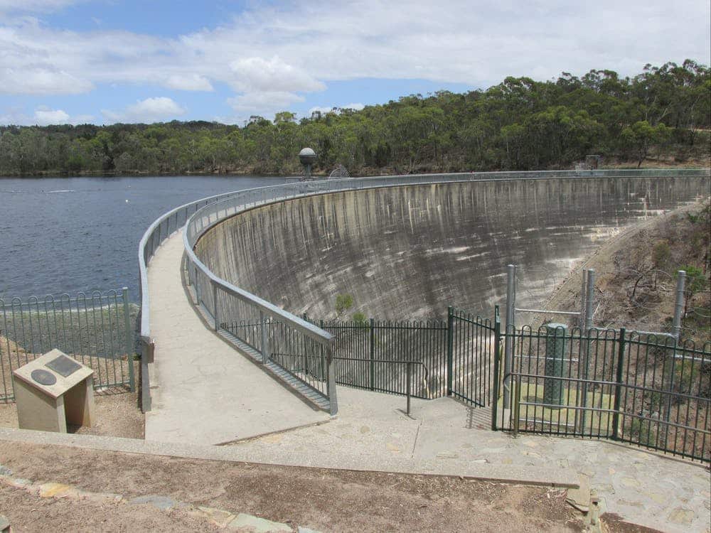 Barossa Reservoir's Whispering Wall
