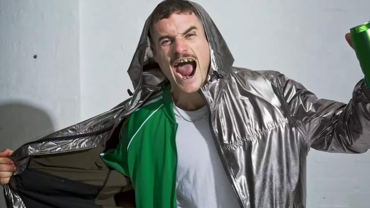 The graphic images show the damage regular soft drink consumption does to teeth.