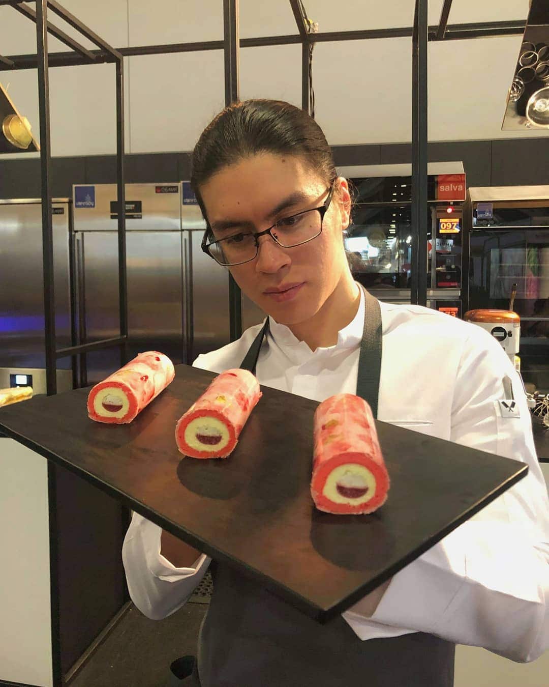 Santiago Cuyugan, Bibelot