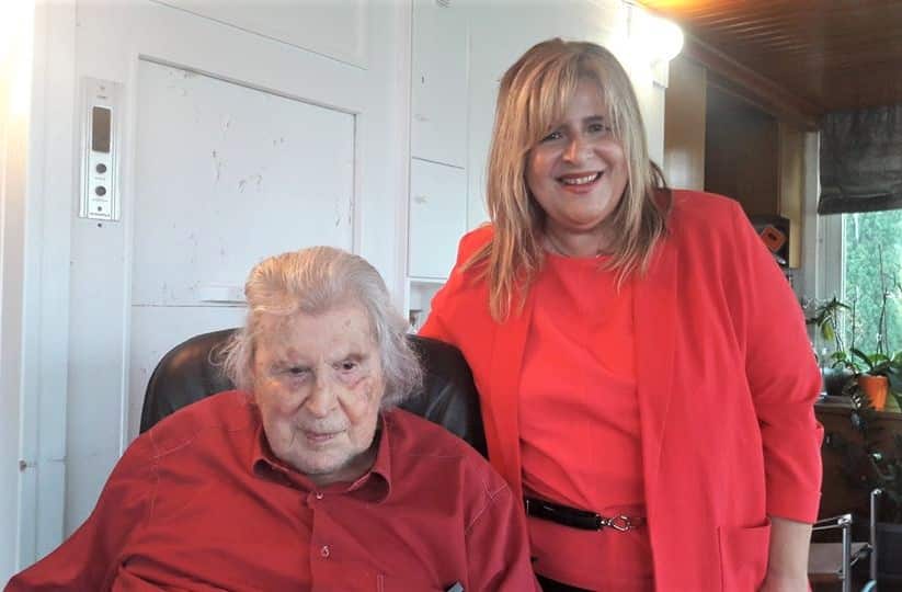 Mikis Theodorakis, Maria Virvou. 