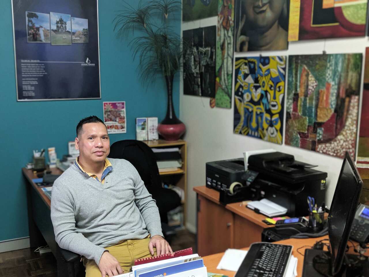 Travel agent David Vuong hasn't had any new bookings since March due to COVID-19.