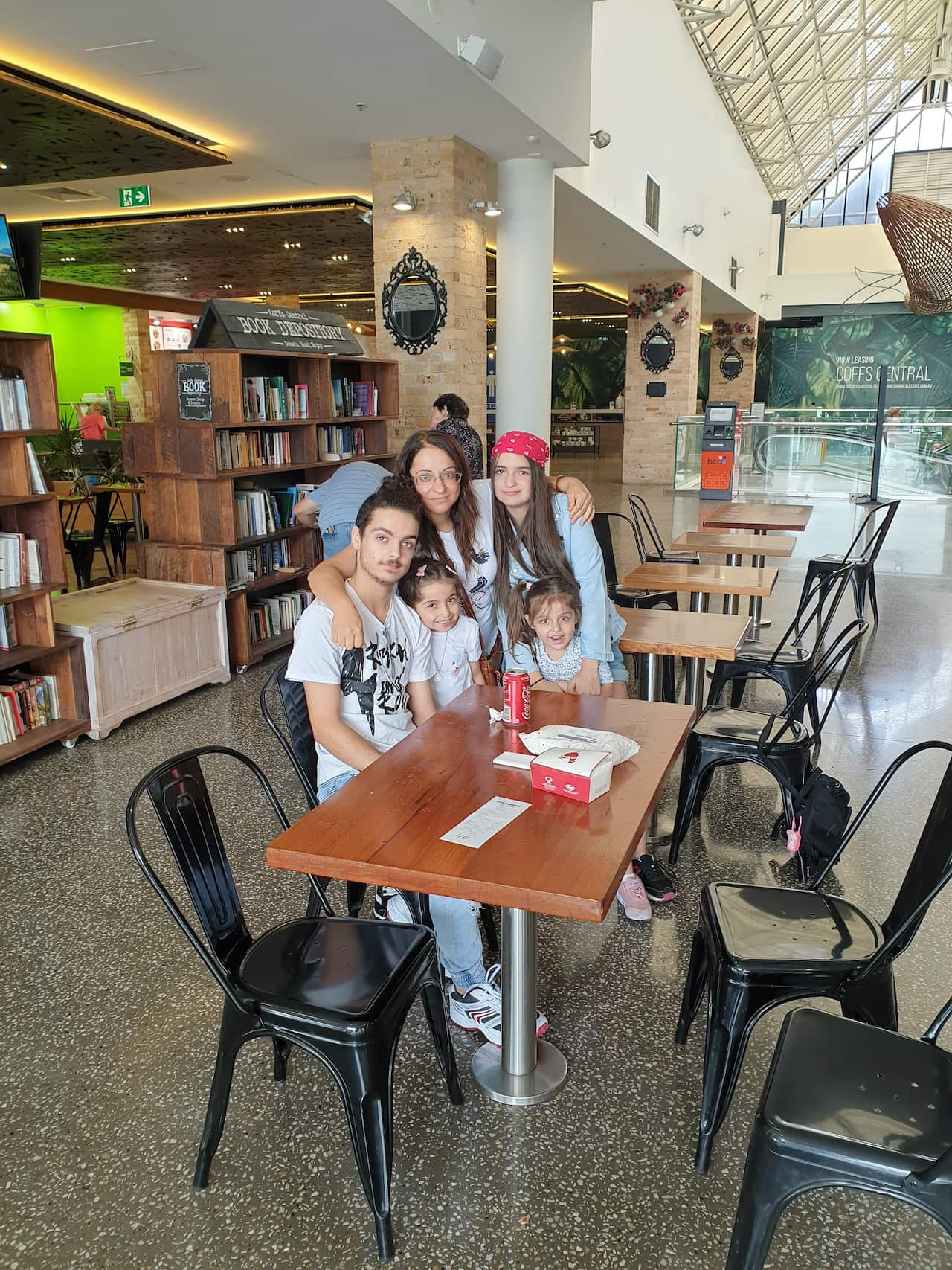 Zuzan Hassan and her kids Issa, Sidra, Shams & Everest