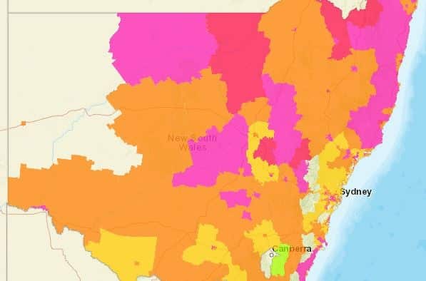 This map shows the estimated rates of females aged 15 and over who are living in economic disadvantage in individual suburbs and localities.