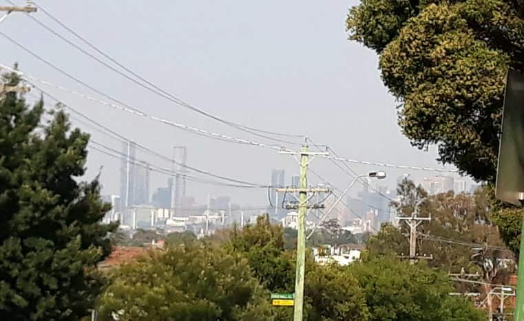 Melbourne CBD view from Auburn Hills (04.01.2020).