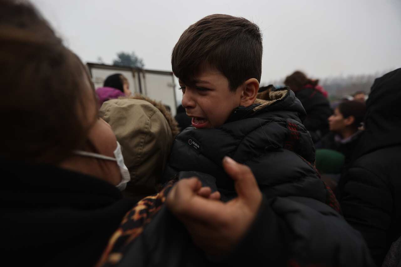 Irregular migrants' waiting at Polish-Belarusian border continue