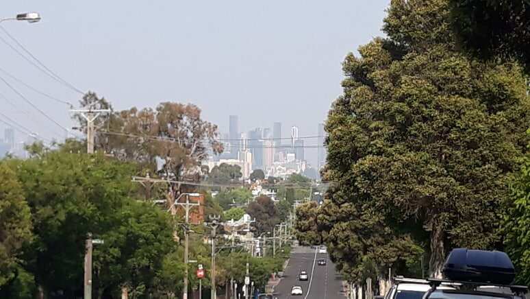 Melbourne CBD view from Hawthorn (04.01.2020).