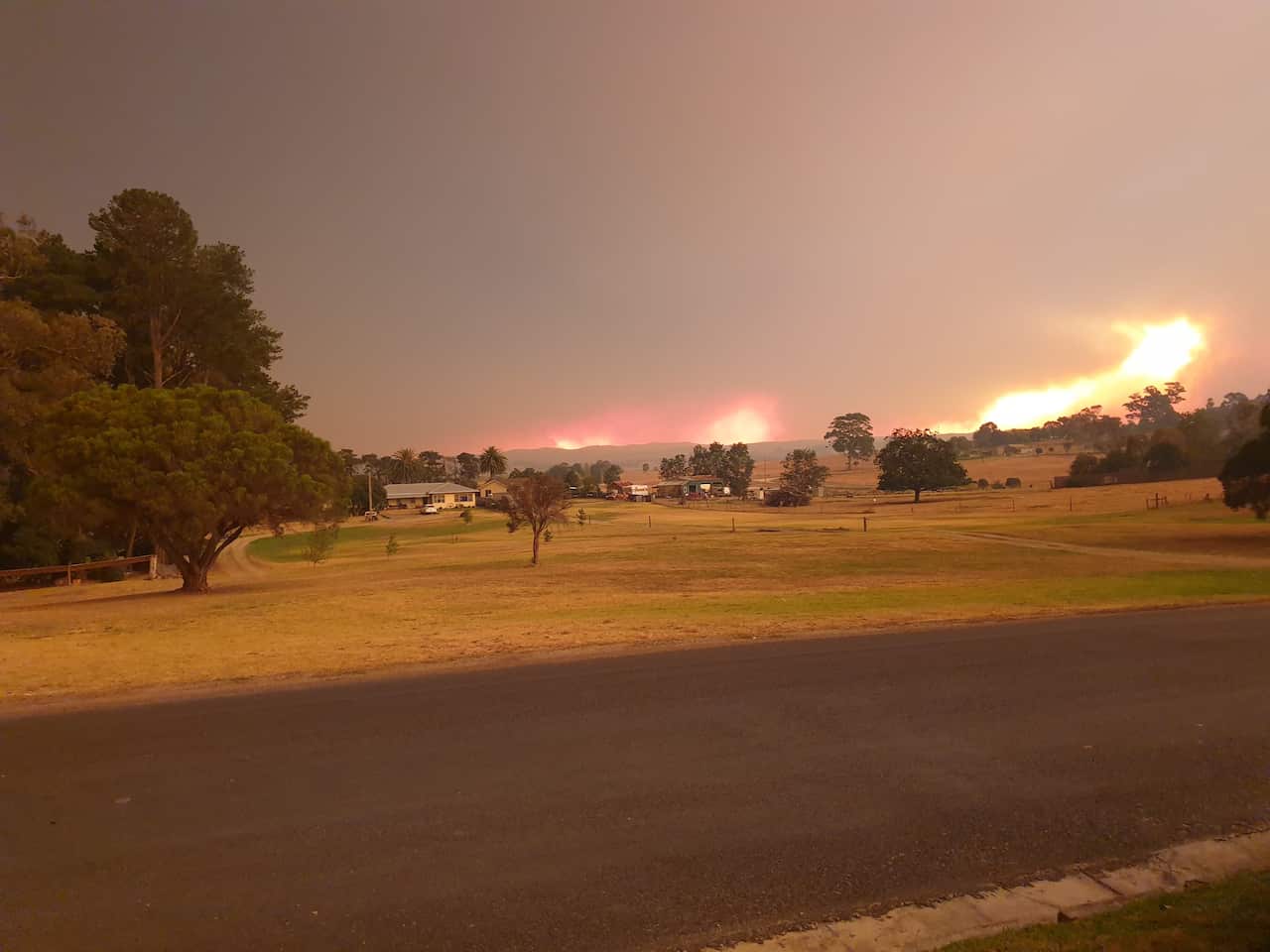 ไฟป่าในเมืองออร์บอสต์ (Orbost)