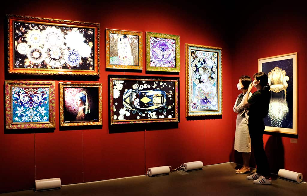 The most important millennial characteristics that drive change in the traditional art trading.