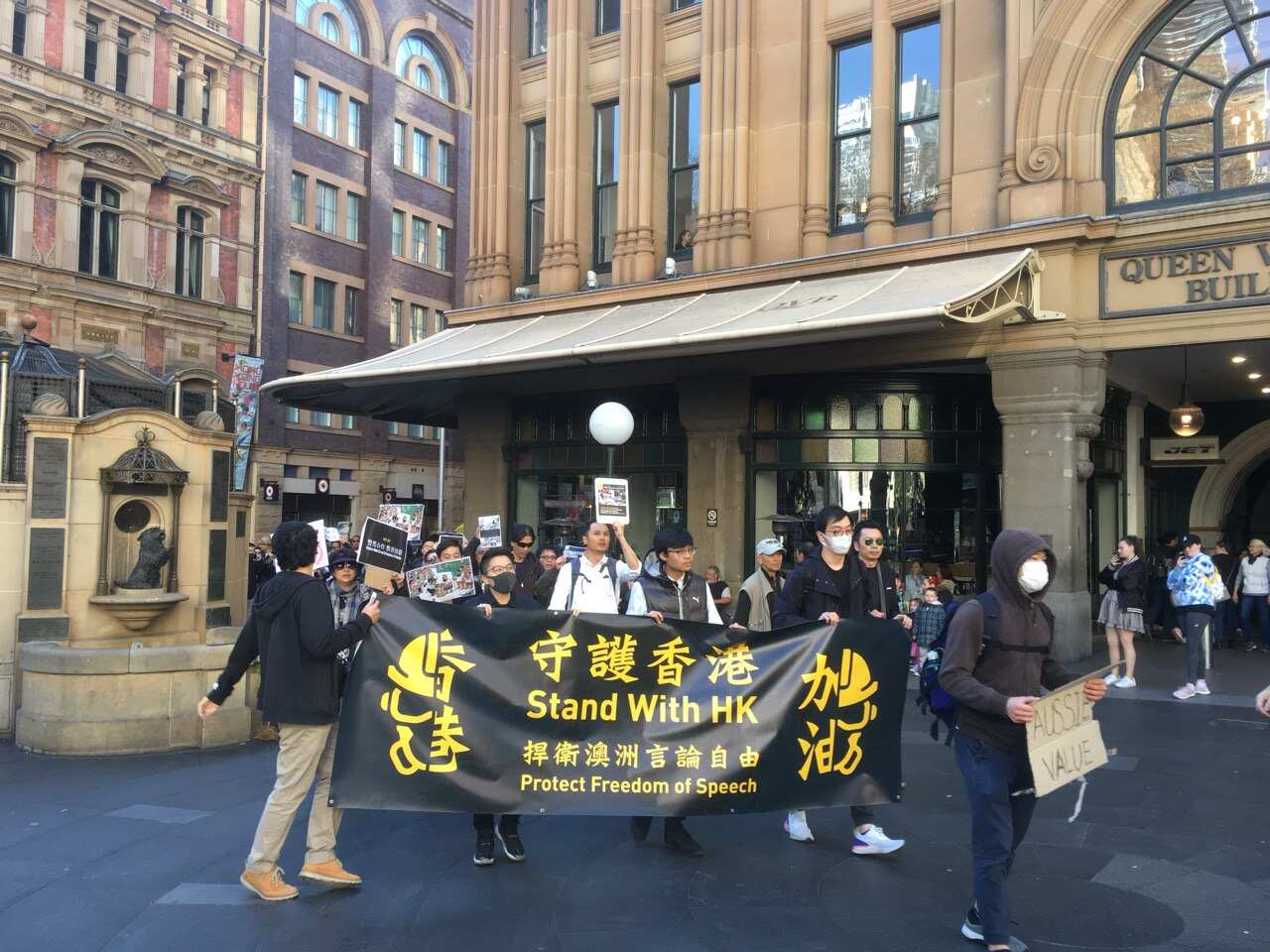 總理莫理遜延長正在澳洲香港人的逗留期限