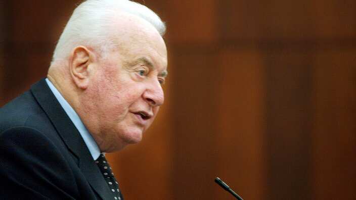 Former Australian Prime Minister Gough Whitlam