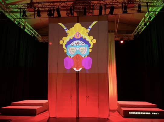 《The Enlightenment》舞台