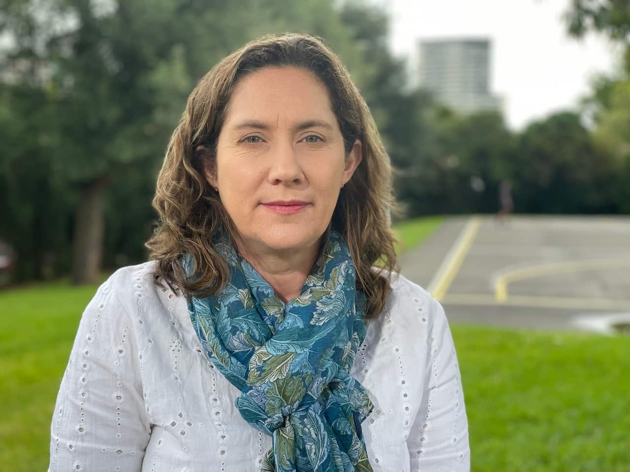 Melinda Holmes' father has not received a booster shot despite having his second dose eight months ago.