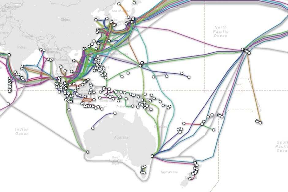 Submarine cables map