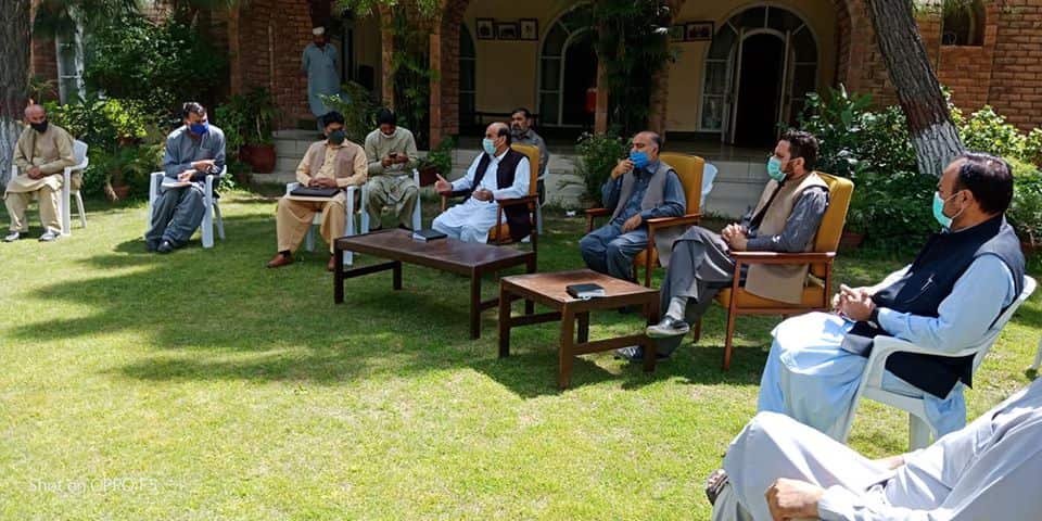 Pakistai authorities meeting on returnees
