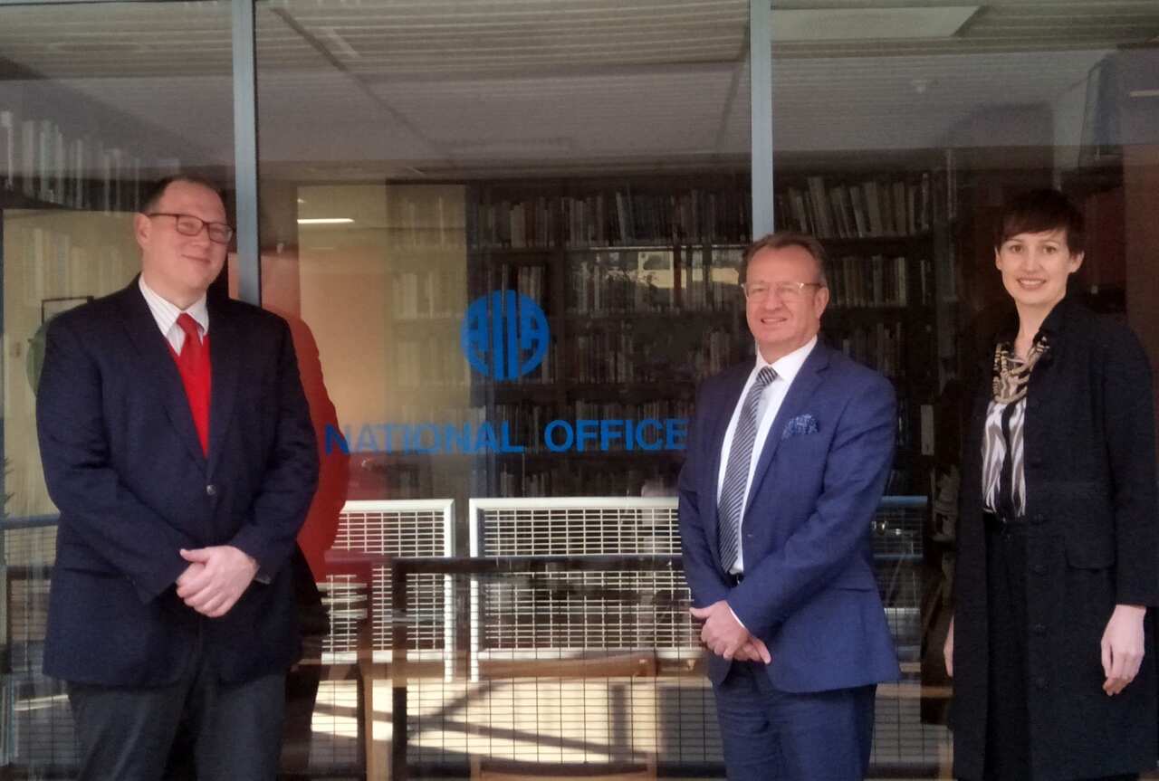Dr Bryce Wakefield (left) with Simon J Draper and Suzannah Jessep from the Asia New Zealand Foundation.