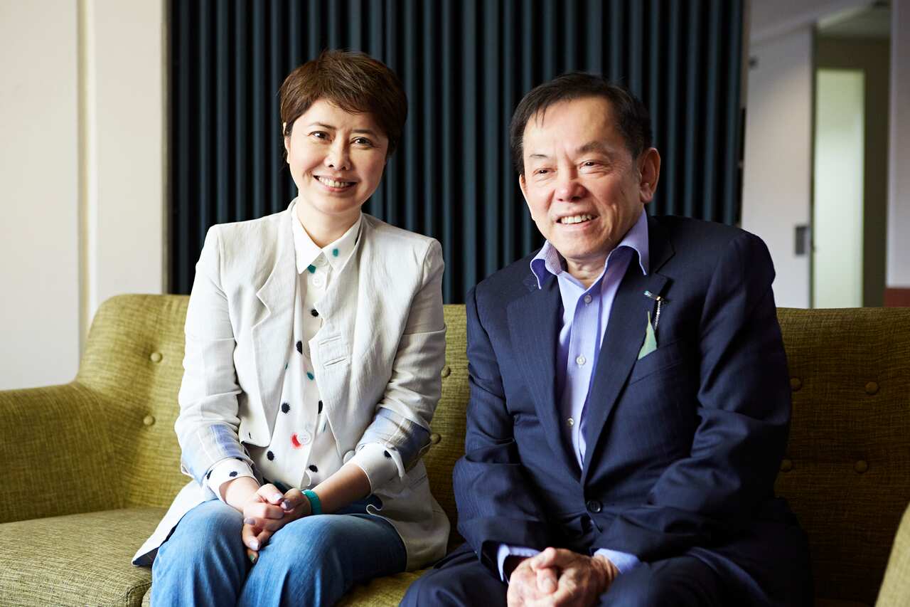 Bill Kong and Xiaolu Xue