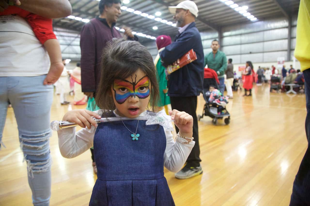 মেলায় আগত শিশু 