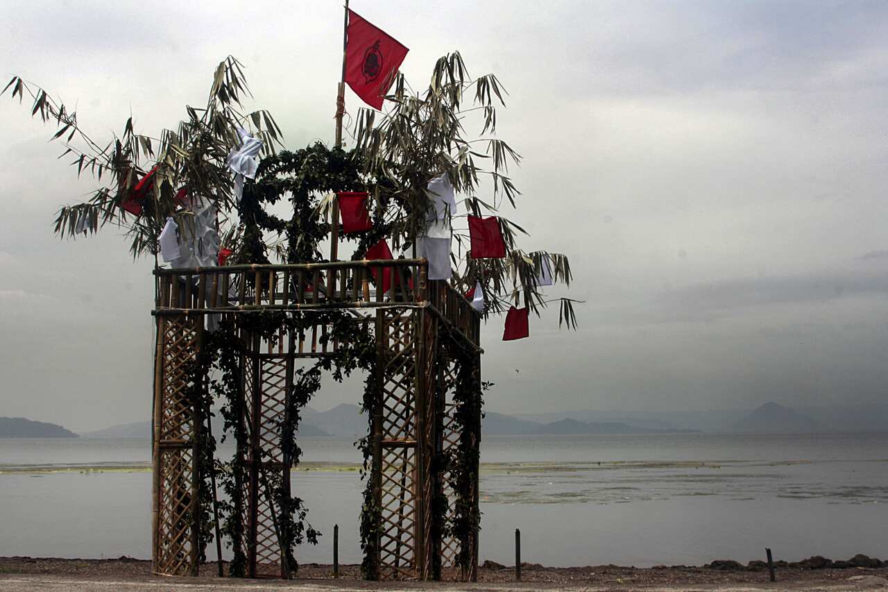 Tawag ng Liwanag exhibit features work of art Neo-Angono