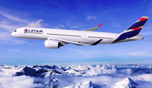 Avion LATAM