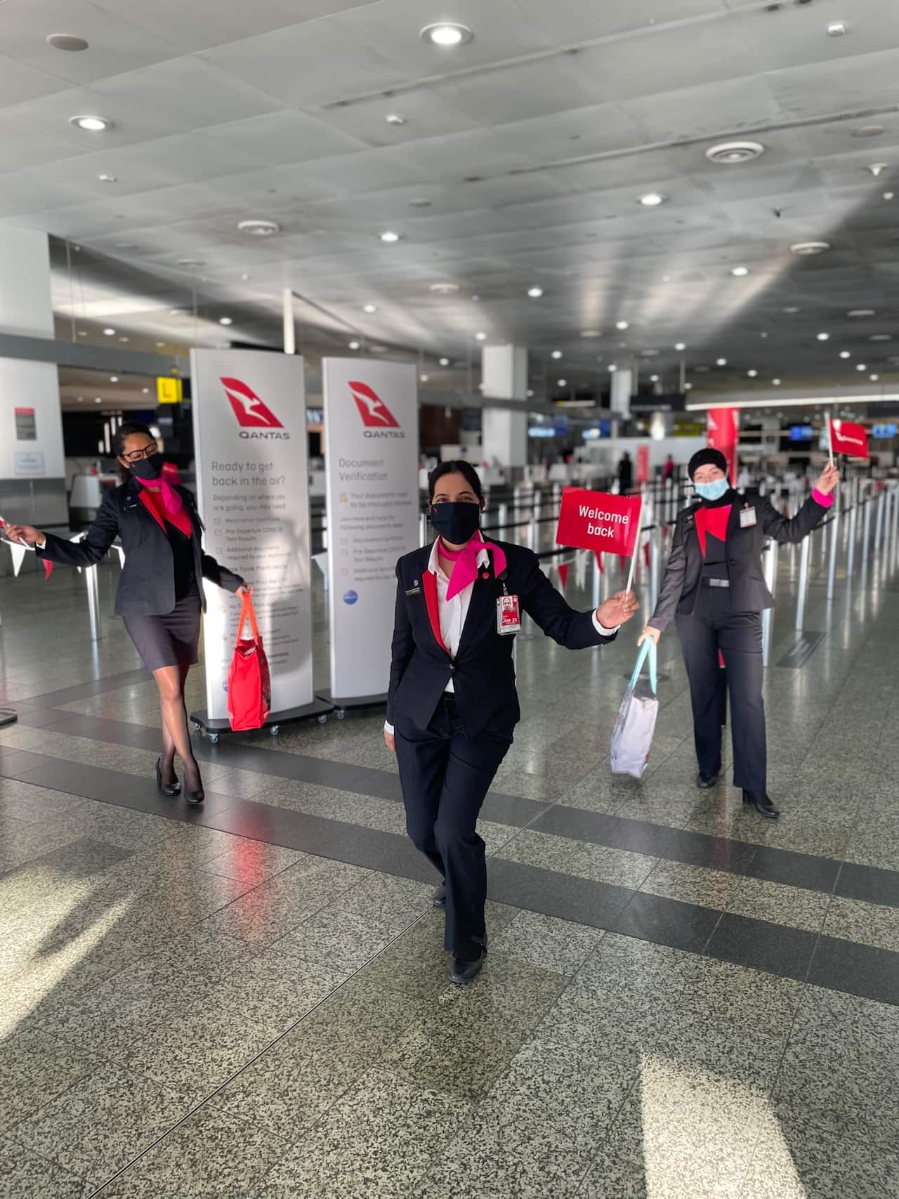 Qantas welcomes travellers back on board to its international passenger flights to Singapore as part of the new travel bubble.