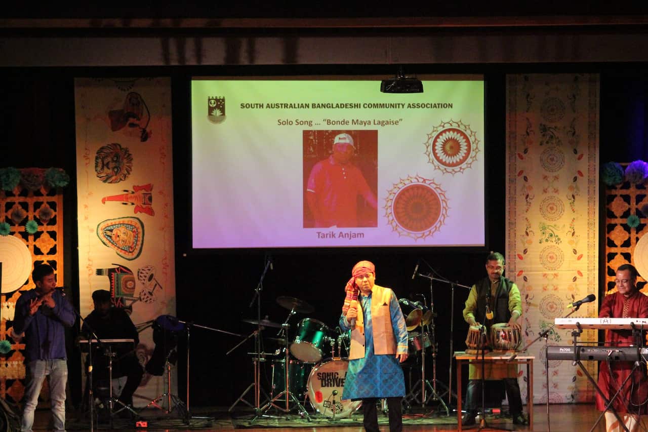 বাংলাদেশী  কমিউনিটি 