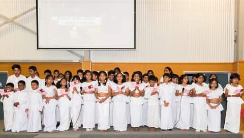 Adelaide Sinhala Buddhist school kids- Bodu bathi gee