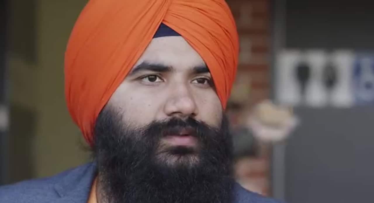 Gurpreet Singh Grewal, is conspicuous at the Giants games with his saffron turban