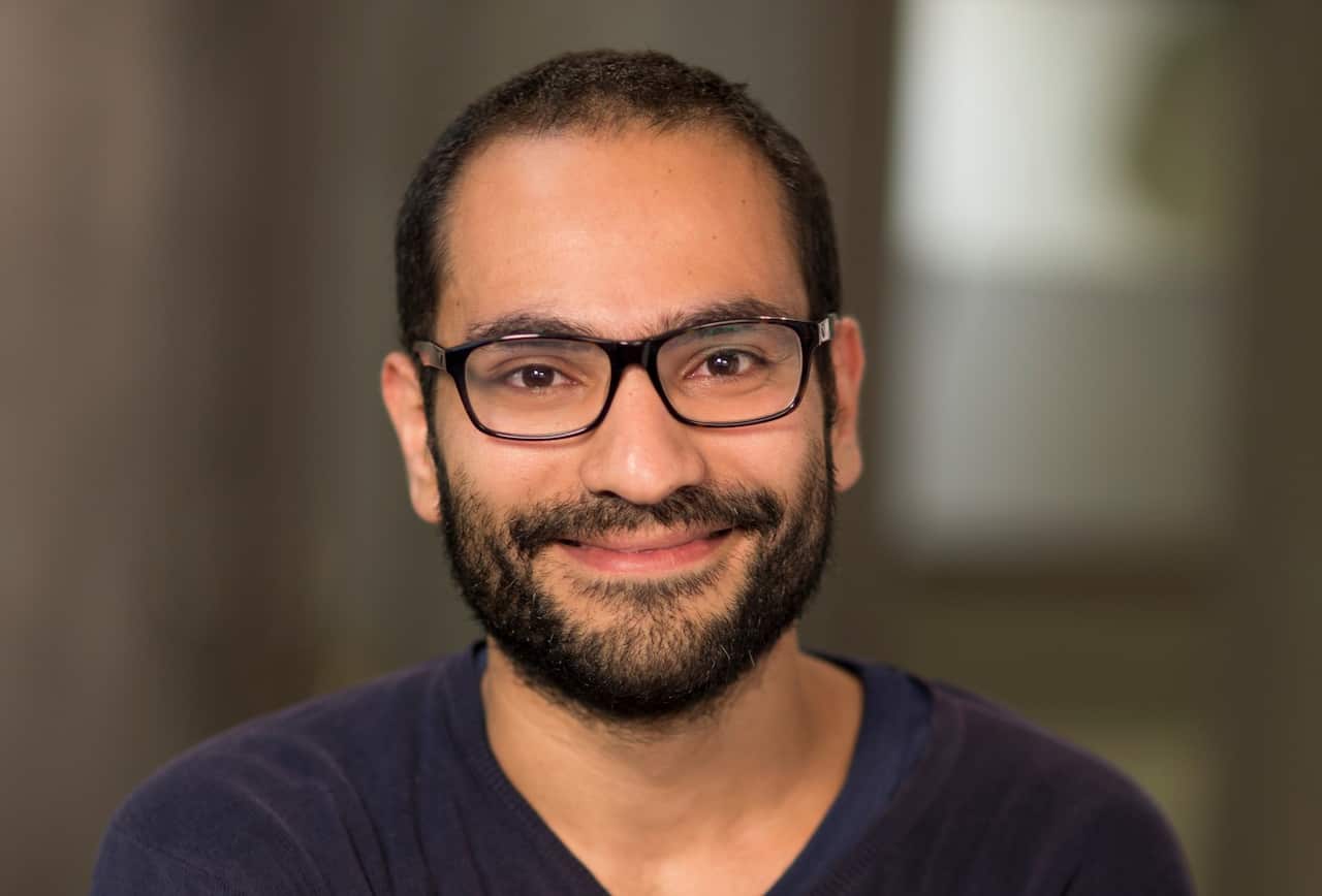 علی مجتهدی وکیل مرکز مشاوره و حقوق مهاجرت (IARC)