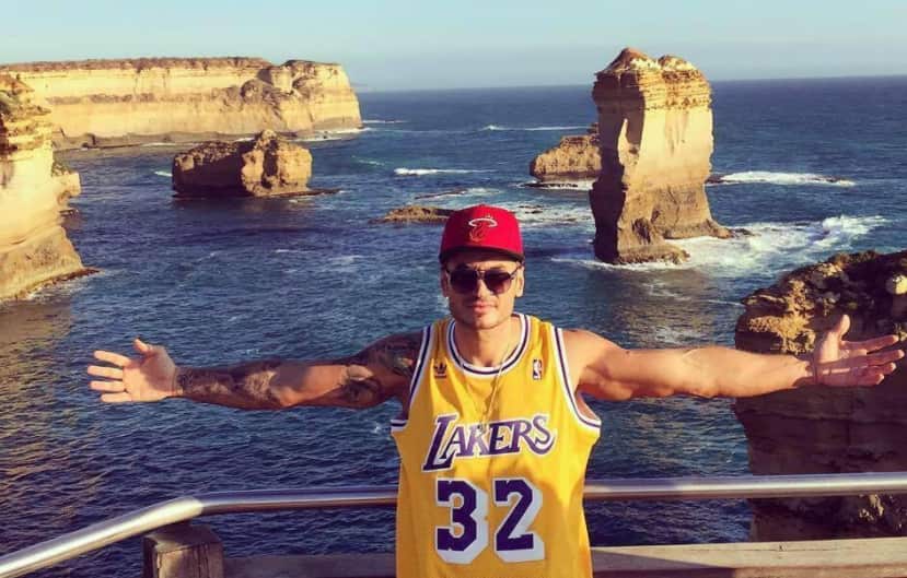 Alessio, che da 20 anni vive a Melbourne, adesso gestisce locali e organizza concerti