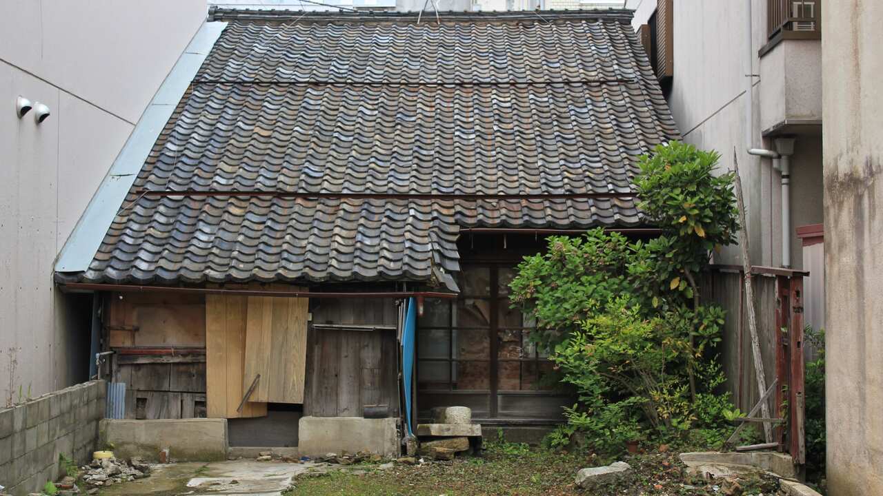 An abandoned house in Japan
