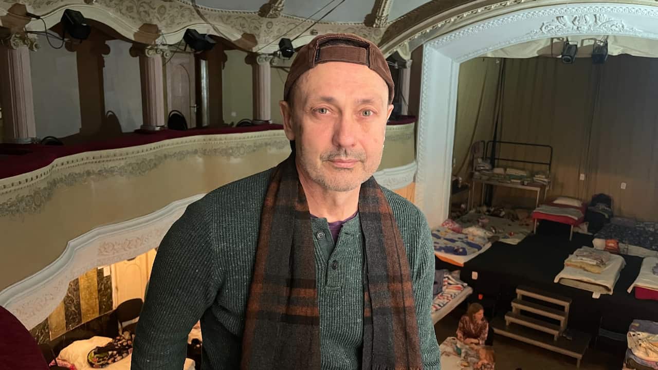 Andrii Vodychev é um dos atores, que agora dedica o seu tempo a ajudar os seus conterrâneos 