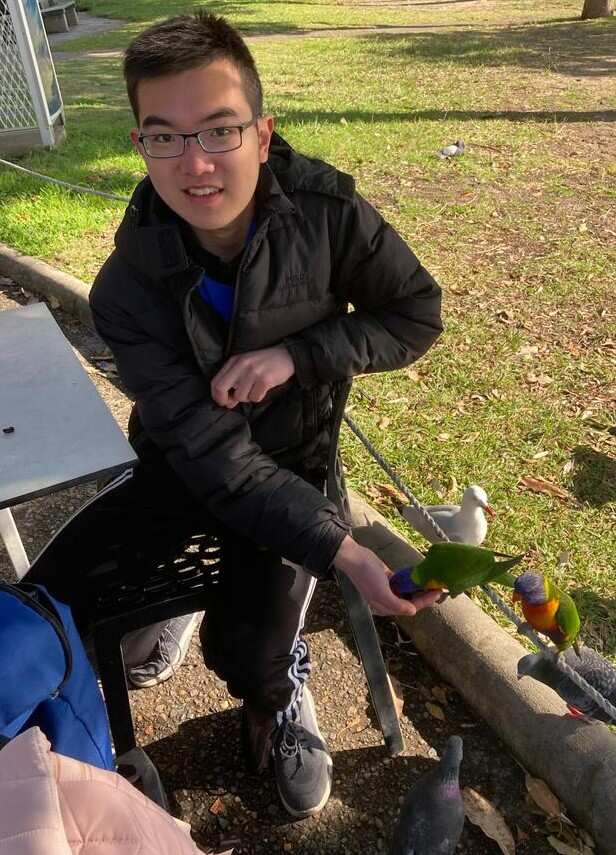 Anthony Ni is helping overseas students to overcome the mental stress.