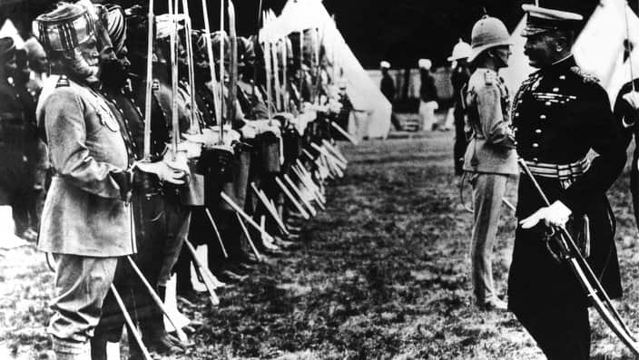 Kitchener inspecting the Indian troops
