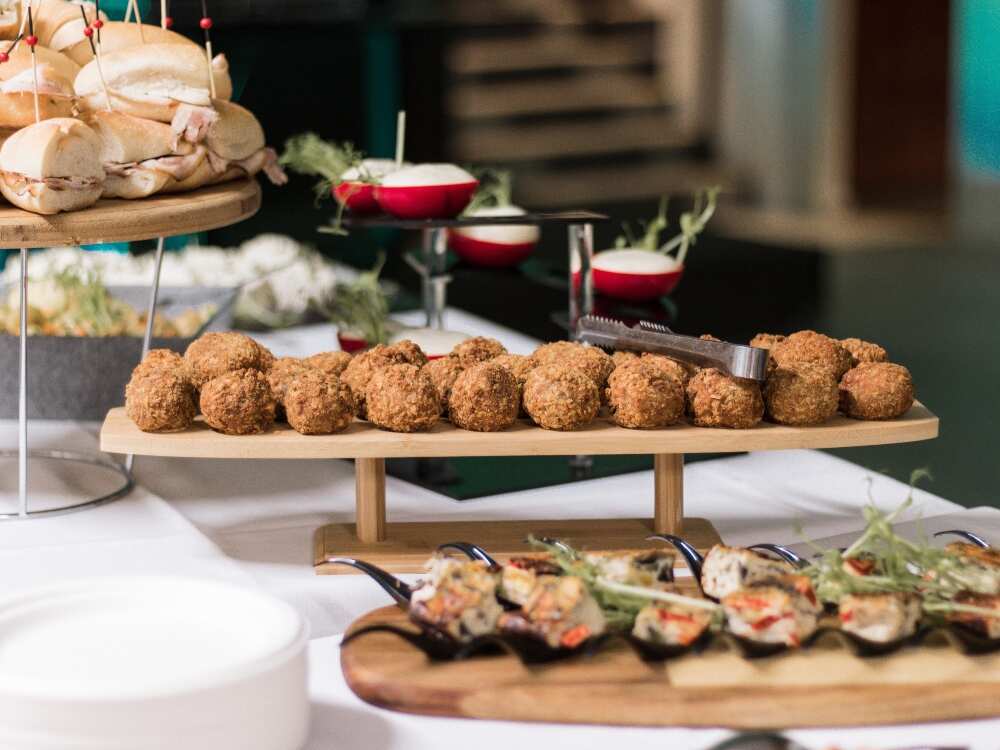 Stuzzichini tradizionali e spritz sono l'attrattiva maggiore