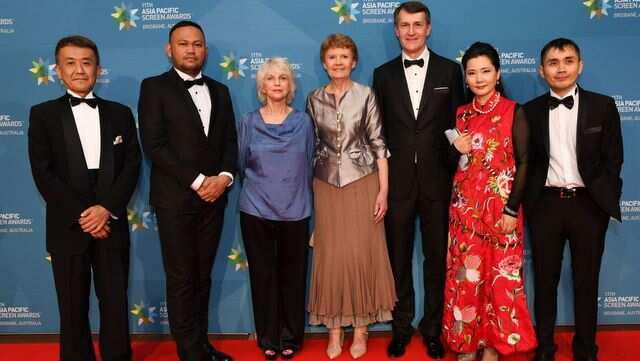 APSA17_LR_APSA International Jury_Yoshi Yatabe, Adolfo Alix Jr, Jill Billcock, Anne Quirk, Lord Mayor Graham Quirk, He Safei, Adilkhan Yerzhovan_preview