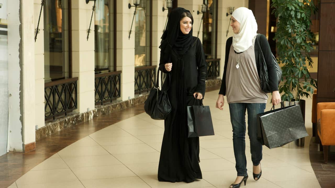 Arab women shopping