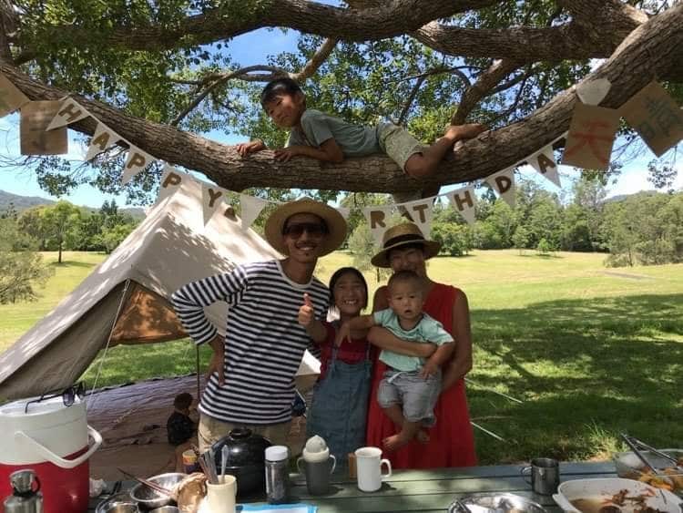 Fighting breast cancer with no government support