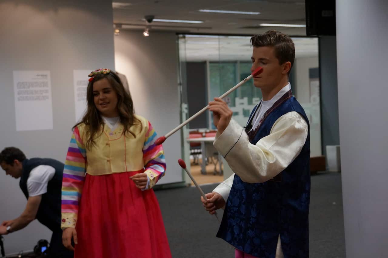 Australian athletes experience Korean culture before 2018 Winter Olympics in Korea                       