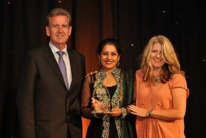 Manpreet receiving the NSW Premier's award from Barry O'Farrell