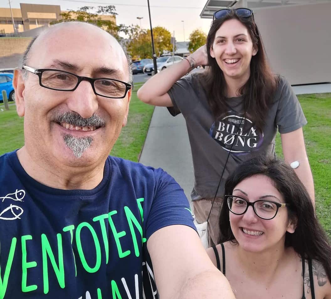 Barbara and Alessandra Piscitelli with their father