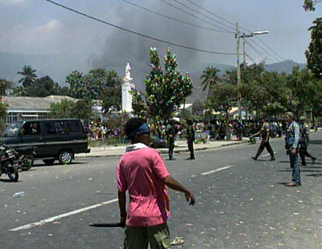 Anti-independence militiaman