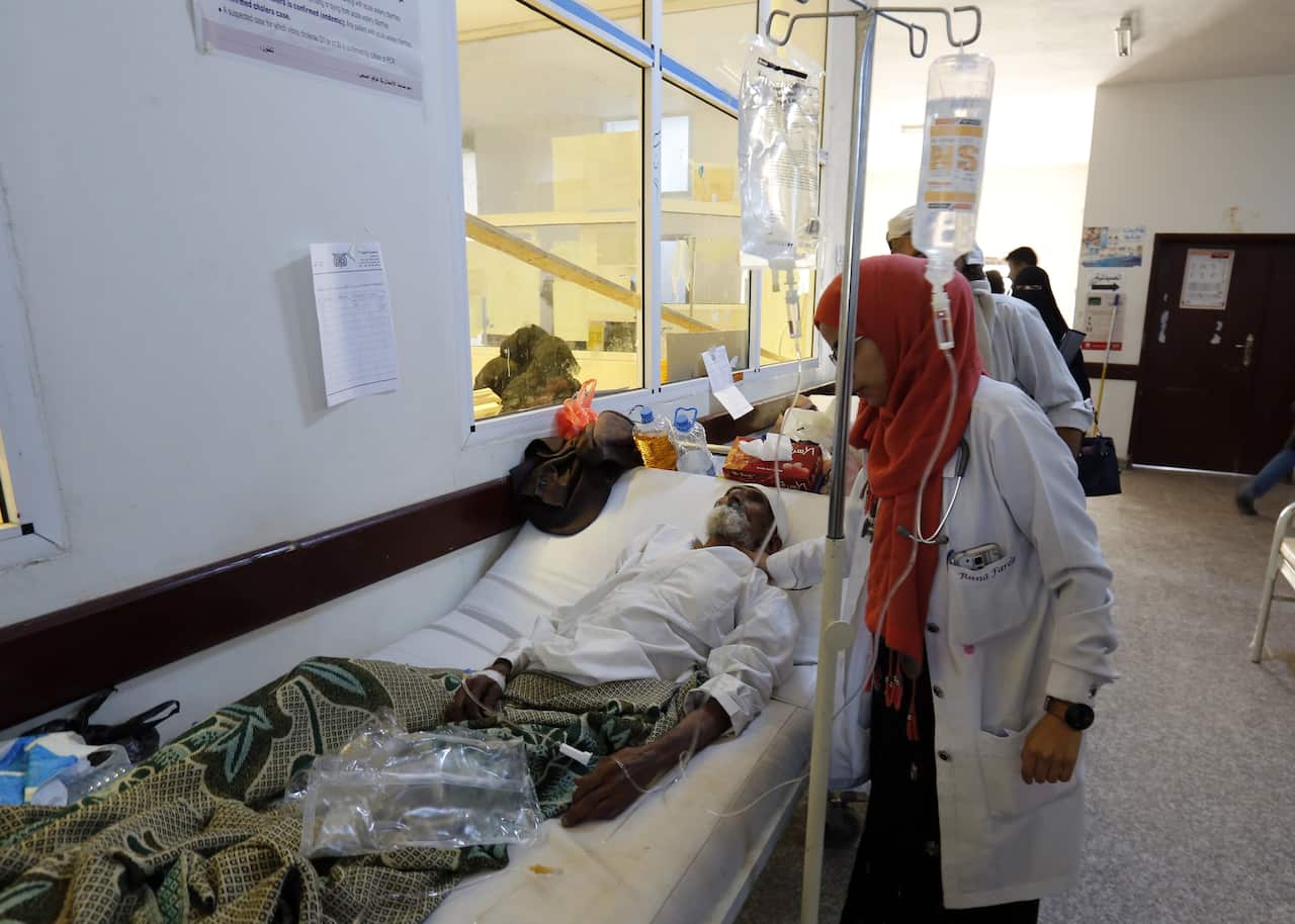 Cholera-infected Yemenis receive treatment at a hospital amid a serious cholera outbreak in Sana'a, Yemen, 22 June 2017.