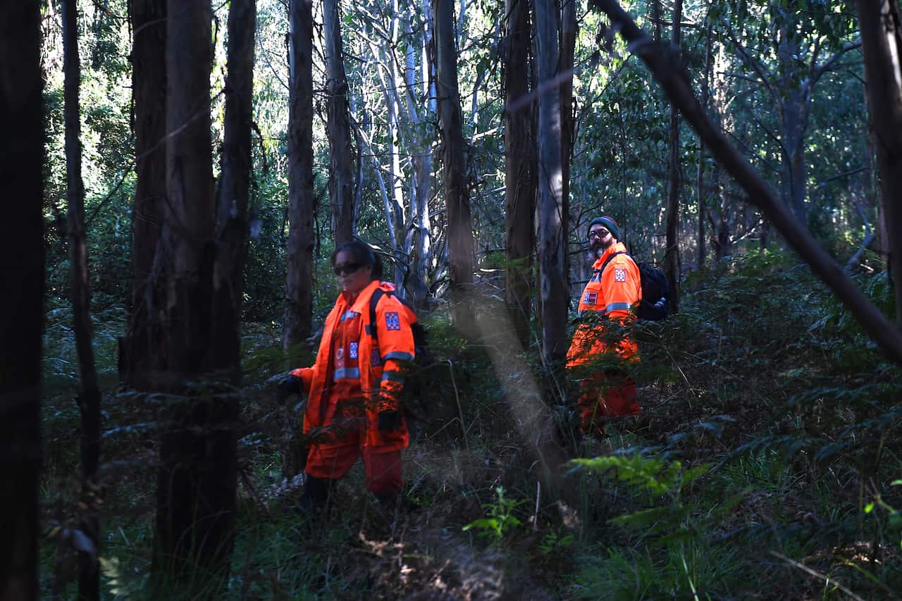SES personel are seen at Mount Dissapointment in Victoria, Tuesday, 9 June, 2020. 